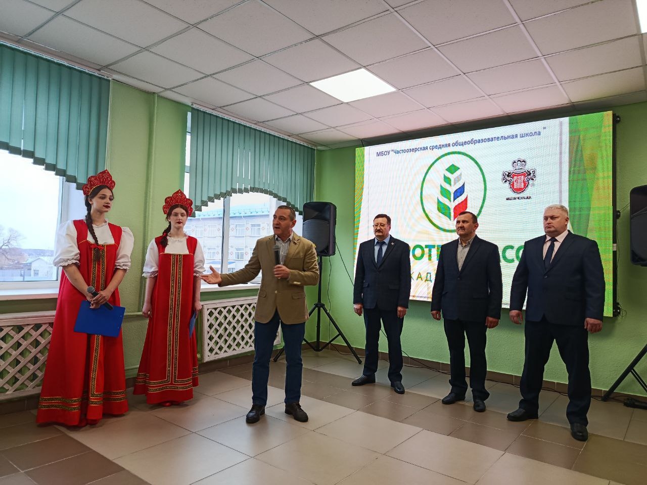 Сегодня в нашей школе произошло знаменательное событие – состоялось открытие Агротехкласса!.