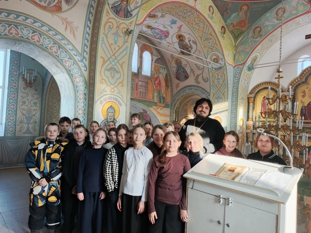 Экскурсия в Храм Рождества Христова! .