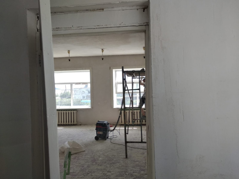 Ремонт школы.