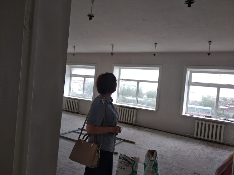 Ремонт школы.