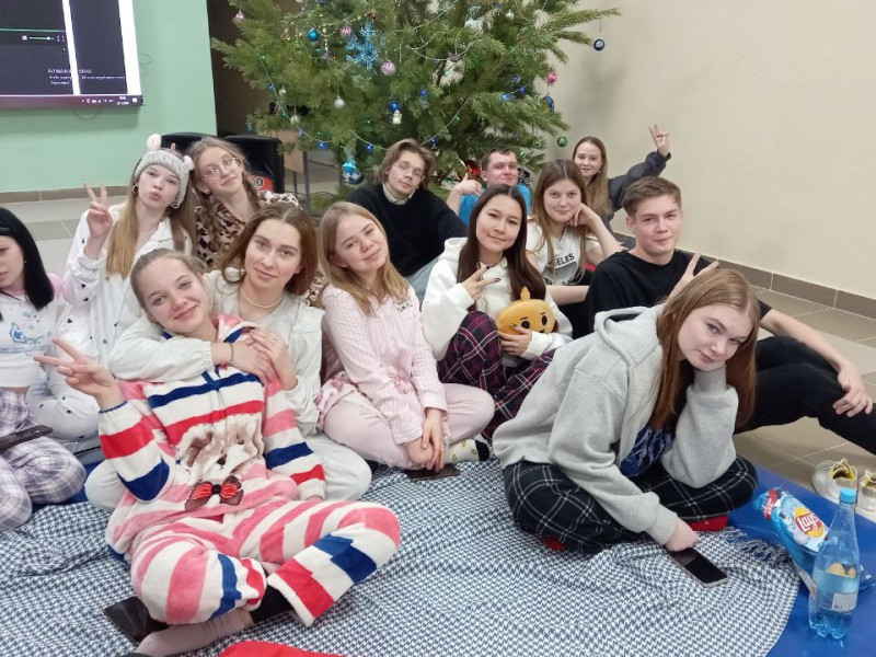 Просмотр фильма.