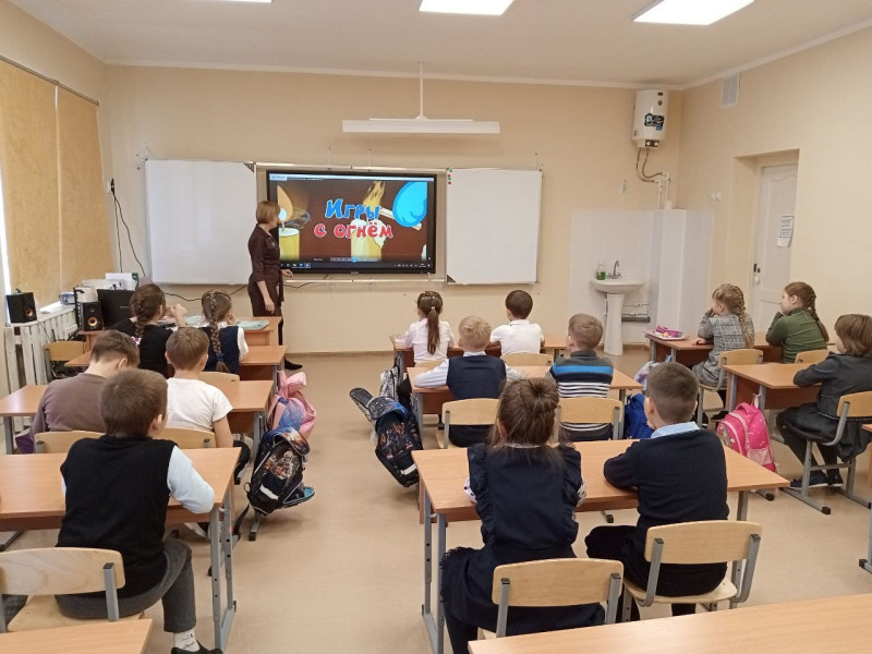 Первая учебная неделя января в Частоозерской школе посвящена Пожарной безопасности.