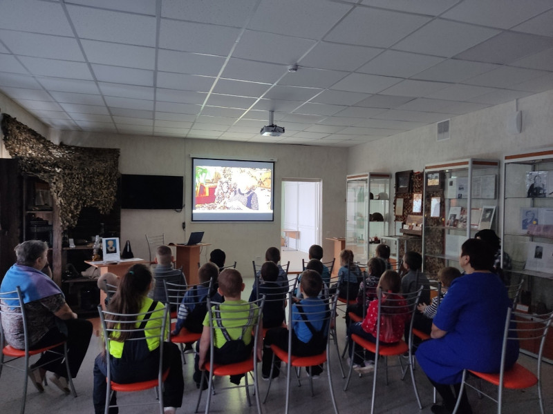 Дошкольникам рассказали о героических подвигах земляков.