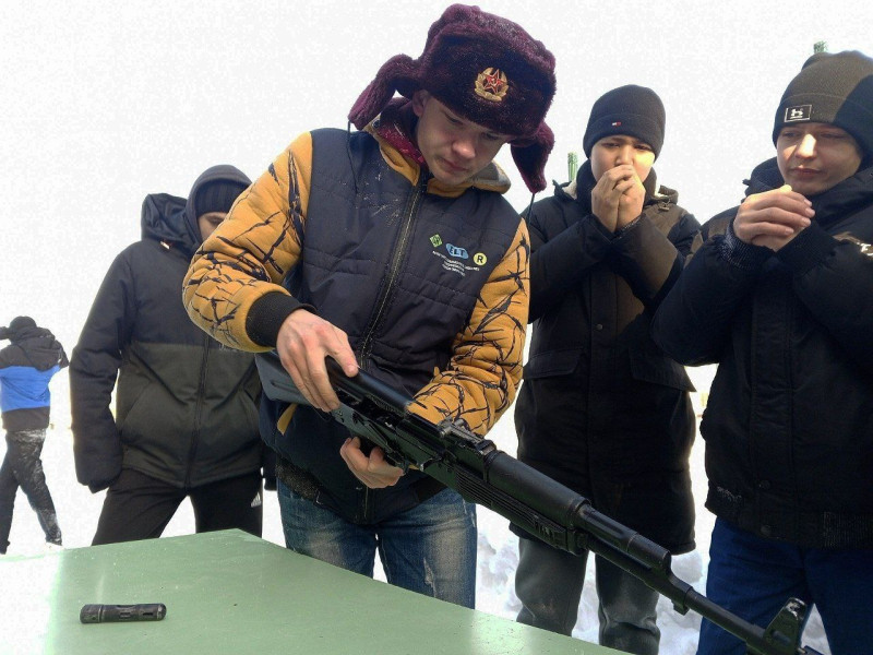 Военно-патриотическая игра "Зарница".