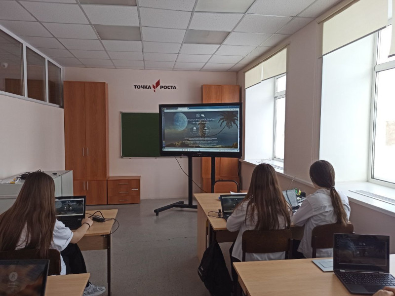 Обучающиеся школы приняли участие в технологическом диктанте.