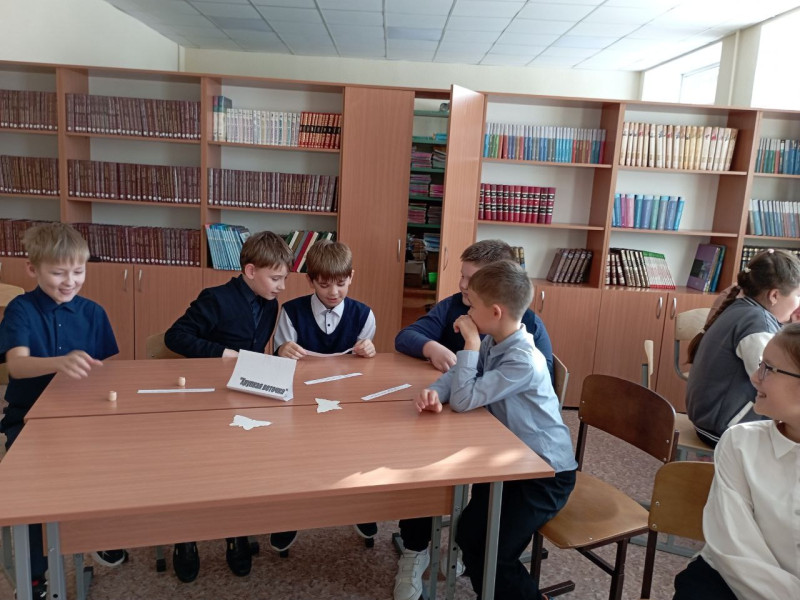 Литературная игра "Драгоценные клады сказов".